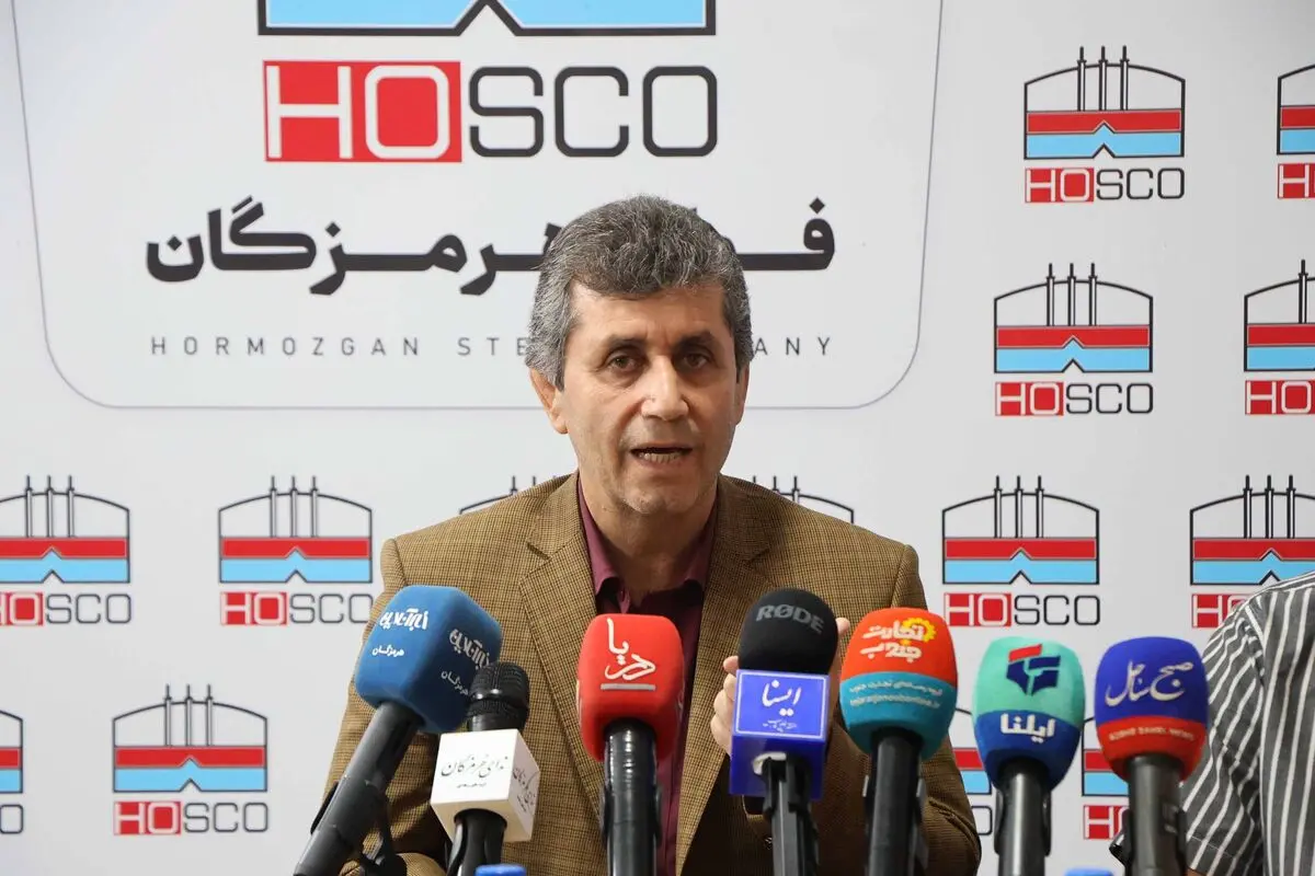 مقامی: ۸۰ درصد ظرفیت تیم فوتبال فولاد هرمزگان از داخل استان تأمین می‌شود +فیلم