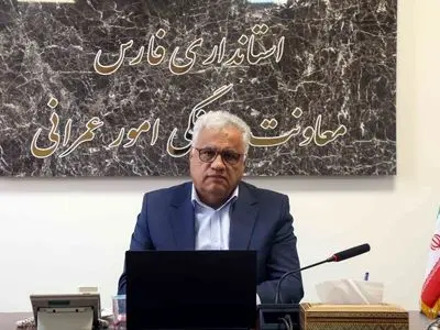 مصرف روزانه ۱۰ میلیون لیتر بنزین در فارس/ هدفگذاری تولید ۶۵۰ مگاوات برقی خورشیدی در فارس تا پایان سال