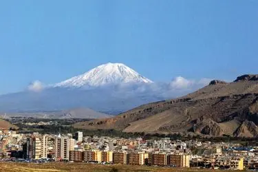 پایلوت بازآفرینی شهری در مناطق آزاد کشور و الگوی هوشمند سرمایه‌گذاری در میراث تاریخی کشور