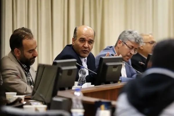 انتخاب ۱۰ صنعت به عنوان پیشران اقتصاد استان