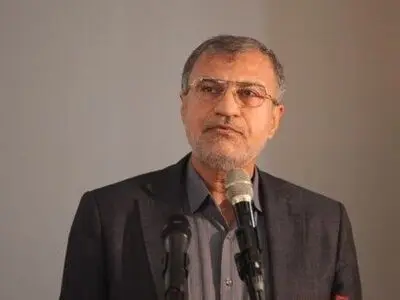 مشکلات جامعه رسانه‌ای را تا حصول نتیجه پیگیری می‌کنم