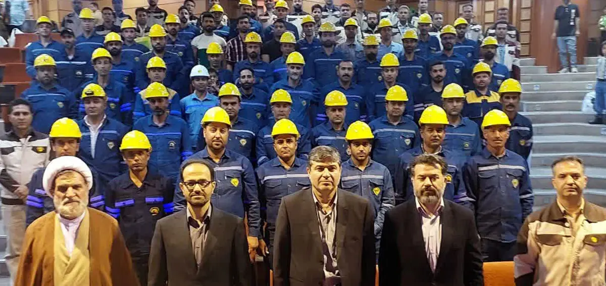 جهادگران عرصه روشنایی در فارس تجلیل شدند