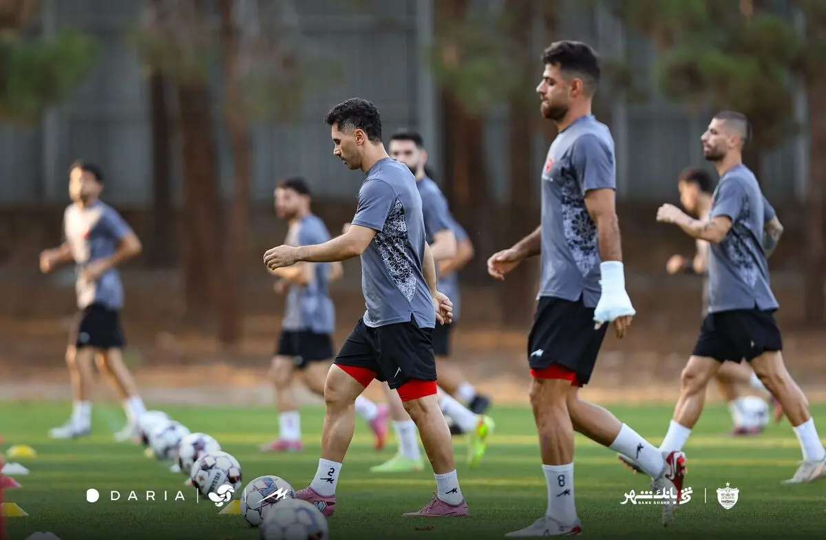 زمان بازی پرسپولیس و چادرملو تغییر کرد