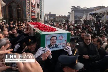 خاکسپاری پیکر شهید علی شمخانی در امامزاده صالح (ع)