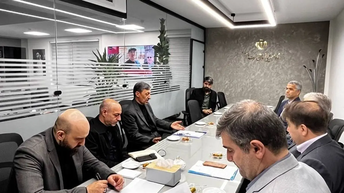 نشست مشترک وزیر علوم با رئیس ستاد اجرایی فرمان امام