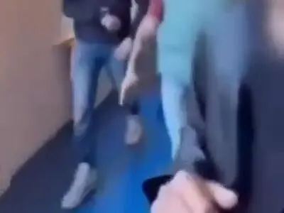 ضرب‌ و شتم دانشجویان معترض حامی فلسطین در دانشگاه آمستردام هلند + فیلم