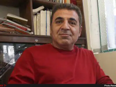 خرد ایرانشهری، حکمت صدرایی و تشیع ستون‌های اصلی اندیشه در ایران هستند/ برقراری تعادل خردورزانه در سیاست‌ مایه رشد کشوراست/ تلویزیون خرافه‌گرایی را ترویج می‌کند