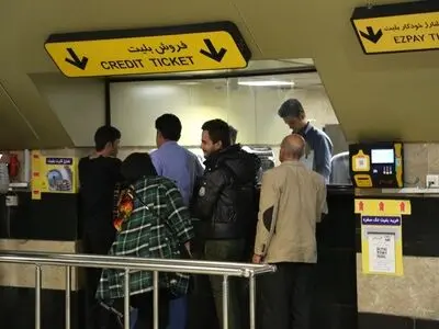 کارکنانِ بخش فروش بلیت مترو: تعدیل نیروها آغاز شده/ کارفرما: امسال تعدیلی نداشتیم