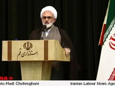 پیام تسلیت استاندار قم در پی در گذشت آیت الله مهدوی کنی