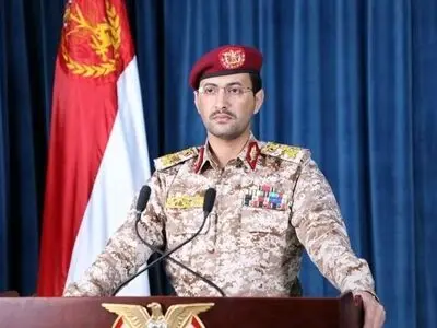 سلاح الجو الیمنی المسیّر یستهدف مطار أبها وقاعدة الملک خالد