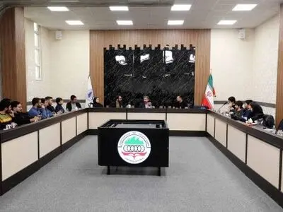 اکنون فضای دانشگاه‌ها خیلی سیاسی نیست