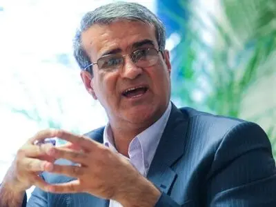 قنبرزاده فدراسیون فوتبال را تهدید کرد