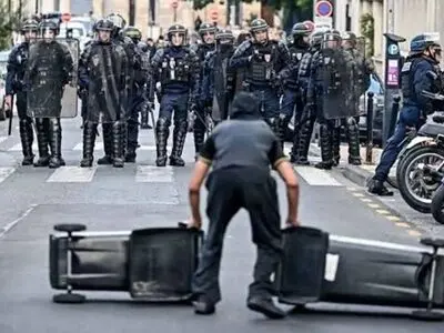 بازداشت حدود یک‌هزار نفر در پی اعتراضات گسترده در سراسر فرانسه