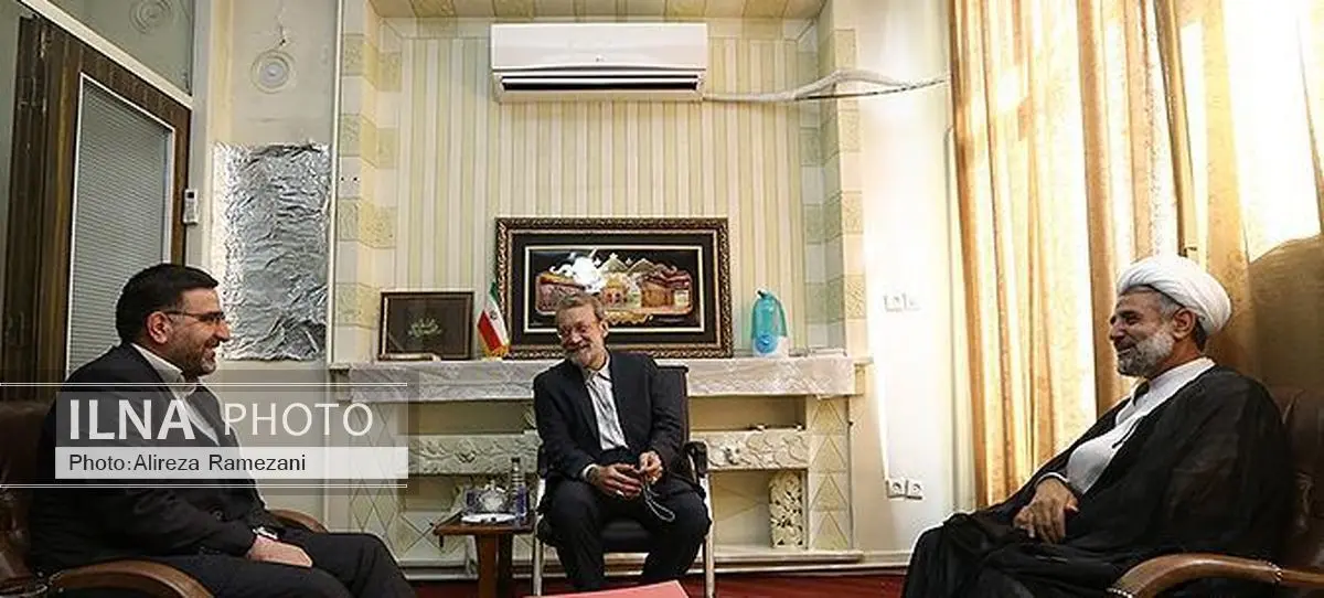 نشست مجمع نمایندگان استان قم با حضور لاریجانی برگزار شد