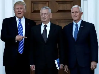 Mattis favored for Trump Pentagon chief
