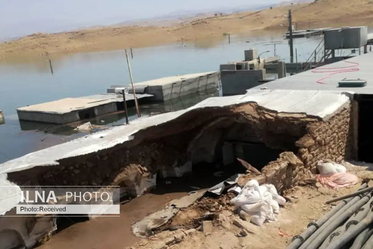 آبگیری سد گتوند بدون اطلاع اهالی روستاهای منطقه/ روستائیان حاضر به ترک زمین‌های‌شان نیستند/ انتقال بیماران اورژانسی با قایق!