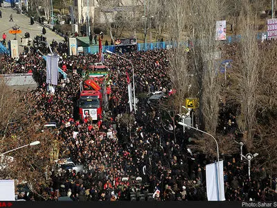 تشییع جثامین "رجال الاطفاء" الذین استشهدوا فی حادثة "بلاسکو" 