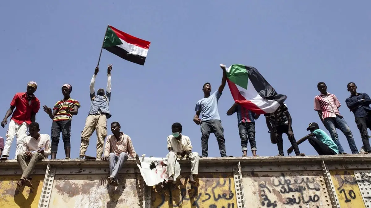 Sudan: 'Several killed' on first day of civil disobedience