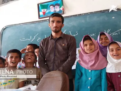 حقوق ۴۰۰ تا ۹۰۰ هزار تومانی برای سرباز معلمان با مدرک فوق لیسانس/ حتی یک ثانیه برای تدریس در مقطع ابتدایی آموزش ندیدم+پاسخ آموزش و پرورش 