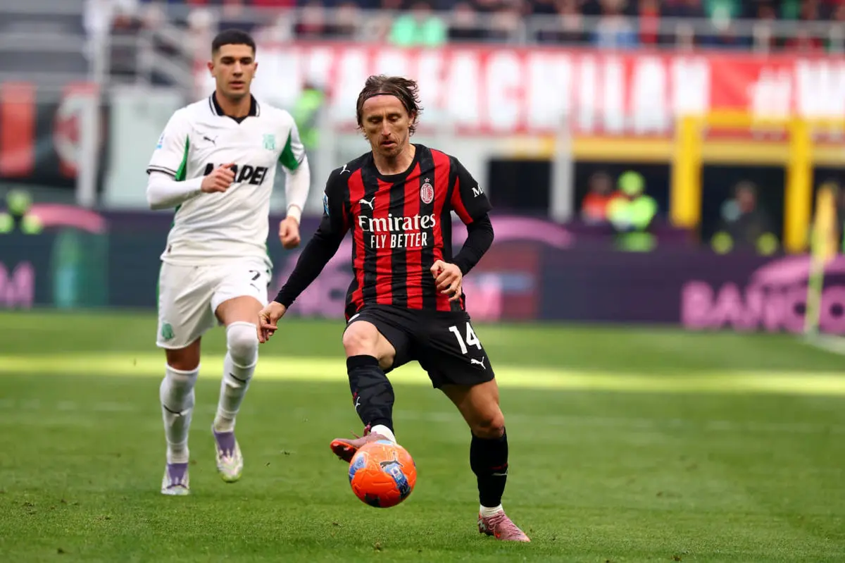 ویدیو: خلاصه بازی میلان 2 - ساسولو 2 