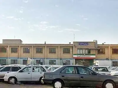 بهره‌گیری از فضاهای موجود در ادارات، سازمان‌ها و مدارس واقع در بافت قدیم شهر خرم‌آباد