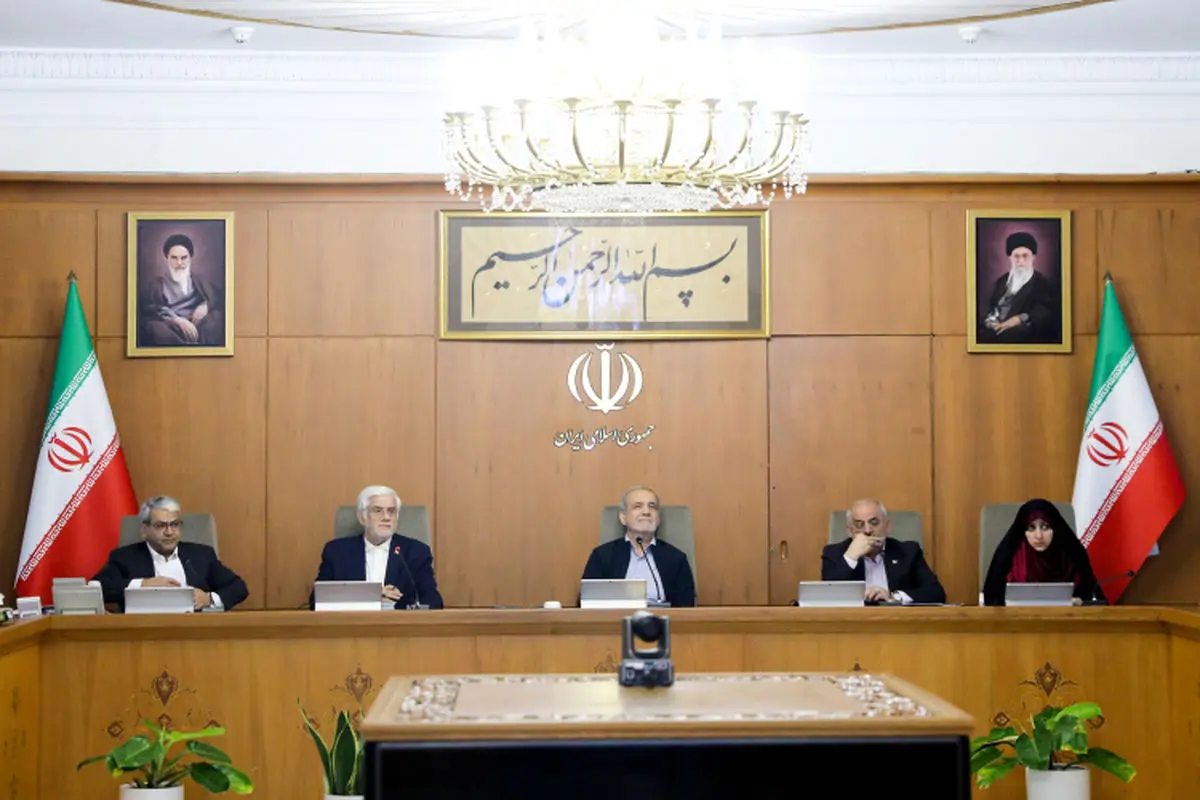 سیاست قطعی و جدی دولت چابکسازی و کاهش هزینهها است