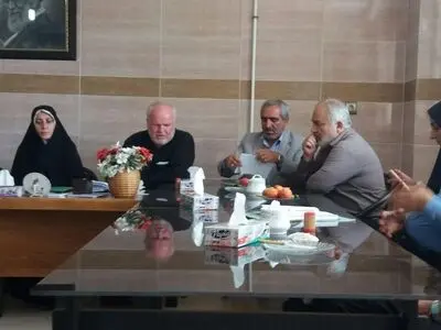 دیدار اعضای هیئت اجرایی خانه کارگر قزوین با نماینده مردم قزوین در مجلس