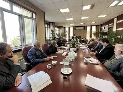 تفاهم نامه هاى همکارى با استان هاى معین به منظور تامین مرغ استان منعقد خواهد شد