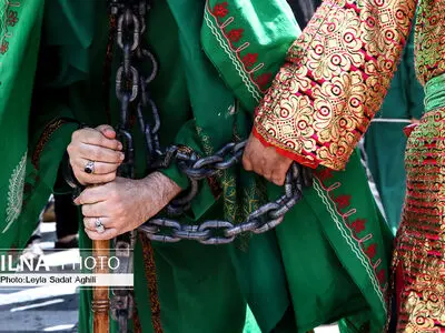 مراسم خیمه سوزان ظهر عاشورا در تهران