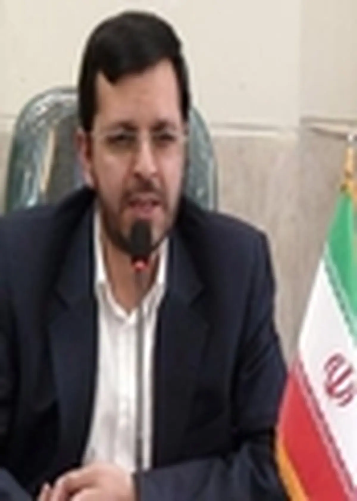 اشتغال‌زایی و رونق صنعت حمل و نقل فولاد مبارکه برای این شهرستان حائز اهمیت است