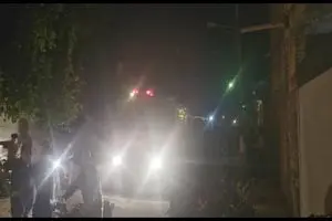 مهار آتش‌سوزی منزل مسکونی در هندیجان بدون تلفات جانی