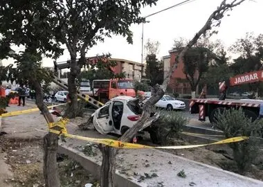تصادف مرگبار پژو ۲۰۷ در بزرگراه بسیج/ فوت دو زن و مصدومیت یک مرد 