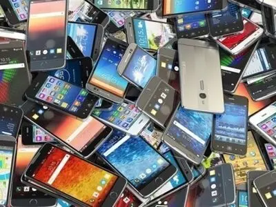 ضبط ۳۰ دستگاه گوشی موبایل قاچاق در ارومیه