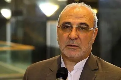 باید عدد ثابتی مطابق تورم ۶۲ درصدی به حقوق کارگران اضافه شود؛ تعیین درصد جواب نمی‌دهد