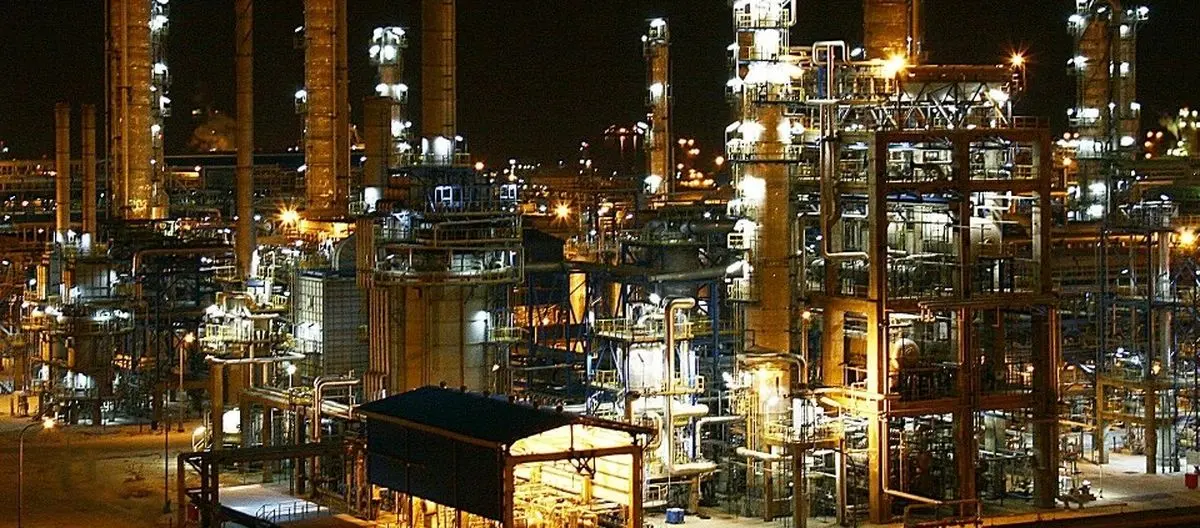 پتروشیمی ۱۰ درصد گاز کشور را مصرف می‌کند/۶۵ درصد درآمد هدفمندی از پتروشیمی است