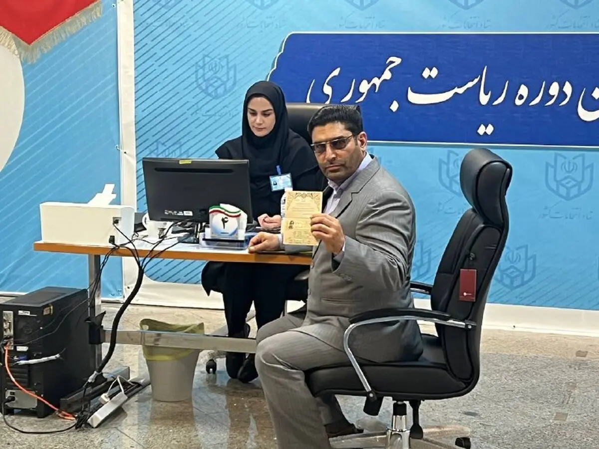 ثبت نام نماینده مجلس دوازدهم در انتخابات ریاست جمهوری چهاردهم 