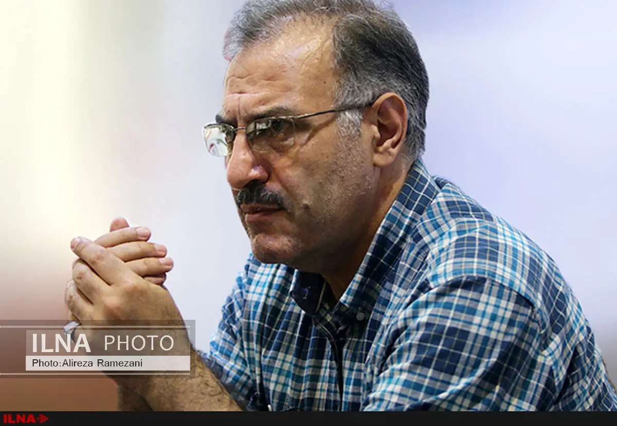 اصلاحات را باید گام به گام جلو برد