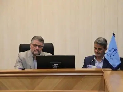فعالیت دانشکده، زمینه جذب افراد توانمند را در سازمان فراهم می‌کند