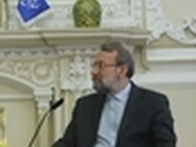 دیدار لاریجانی با کوفی‌عنان لغو شد