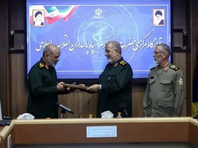 احمد وحیدی به جانشینی فرمانده کل سپاه منصوب شد
