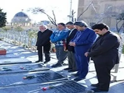 شهیدان بزرگ‌ترین درس‌های احسان و نیکوکاری را به مردم جامعه می دهند