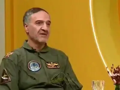 ناگفته‌های خلبان فداکاری که برای کمک به خاموش کردن آتش بندر شهید رجایی با هواپیمای ایلوشین در ارتفاع بسیار پایین پرواز کرد + فیلم
