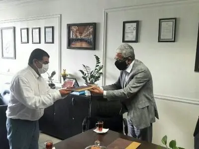 امضای تفاهم نامه همکاری اتاق بازرگانی فارس و دفتر مطالعات دیپلماسی اقتصادی دانشگاه امام صادق(ع)