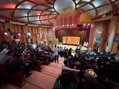 اختتامیه جشنواره تئاتر خیابانی «شهروند» برگزار شد/ معرفی برگزیدگان 