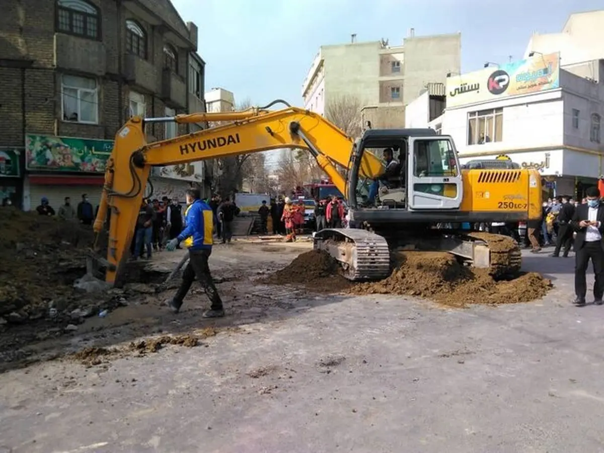 فوت کارگر جوان در پی ریزش چاه در میدان بهاران تهران