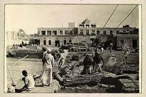 کارزار مردمی برای نجات عمارت کلاه‌فرنگی بندرعباس؛ ورود استاندار به موضوع