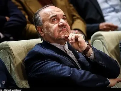 تماس تلفنی وزیر ورزش با ملی پوش کاراته ایران: یقین دارم بهترین سکوی توکیو متعلق به شماست