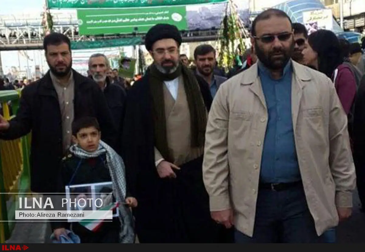 حضورحجت‌الاسلام سیدمجتبی خامنه‌ای در راهپیمایی ۲۲ بهمن