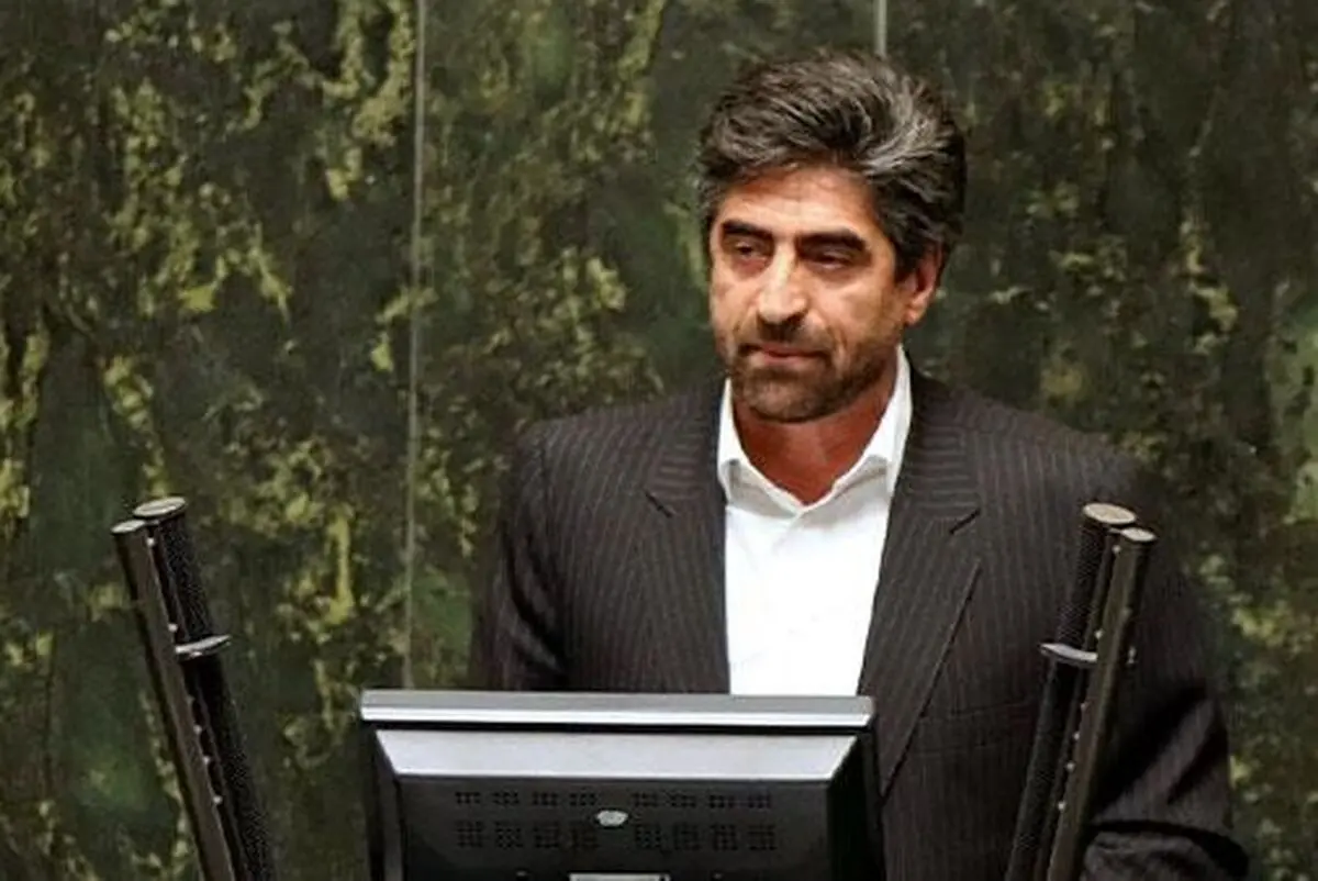وزیر صمت ترمز گرانی خودرو را بکشد