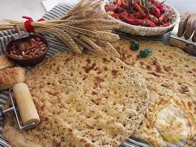 پیشگامی استان مرکزی در زمینه دانش فنی و تدوین استانداردهای نان کامل